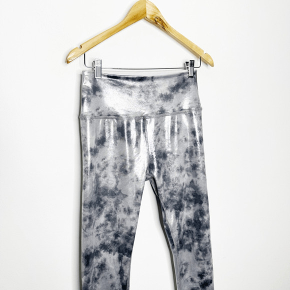 Beyond Yoga High Waisted Midi Legging in Foil Tie Dye silver womens medium M - Picture 3 of 6
